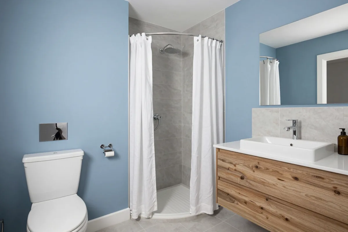 Azure Breeze Coastal Retreat in Calella de Palafrugell — Photo 4