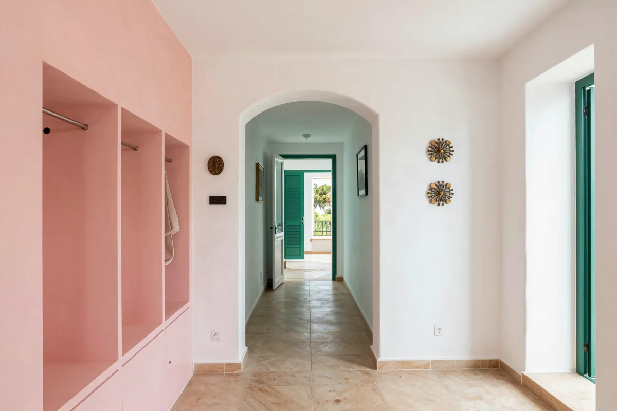 Sunlit Escape in L'Escala — Photo 8