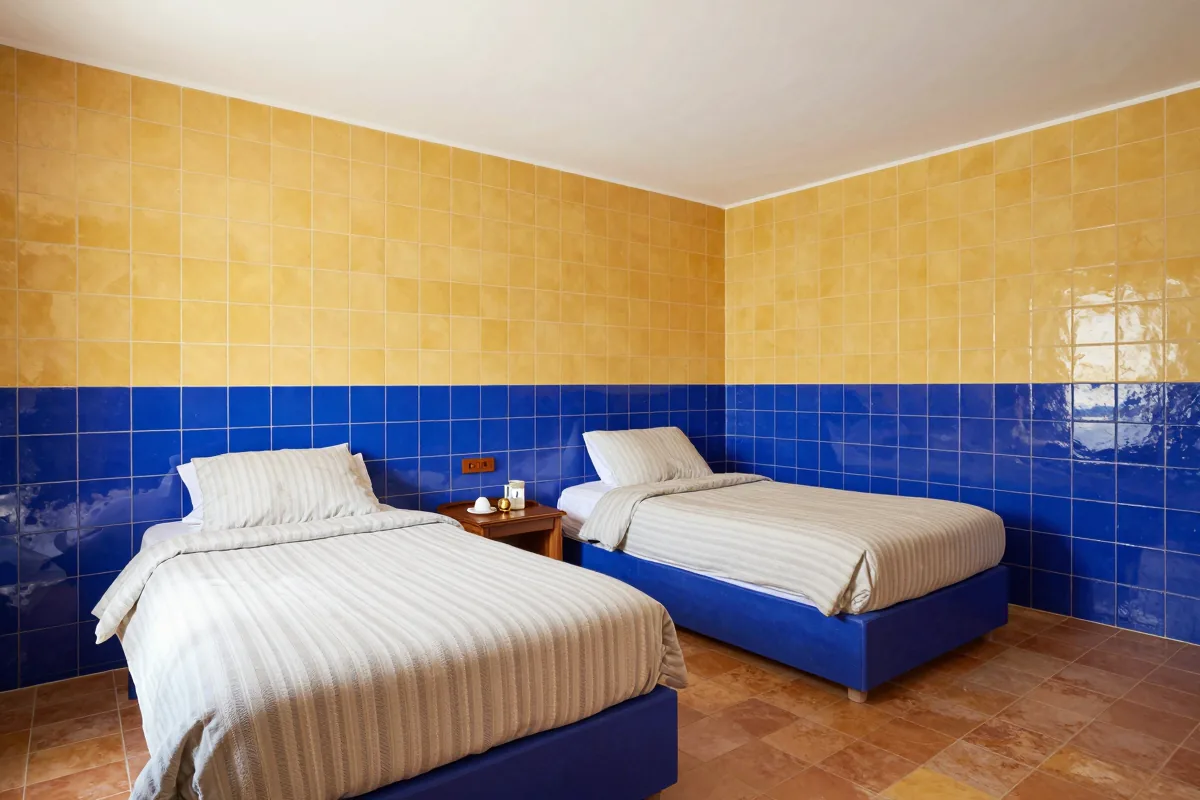Sunlit Mediterranean Escape in Pals — Photo 7